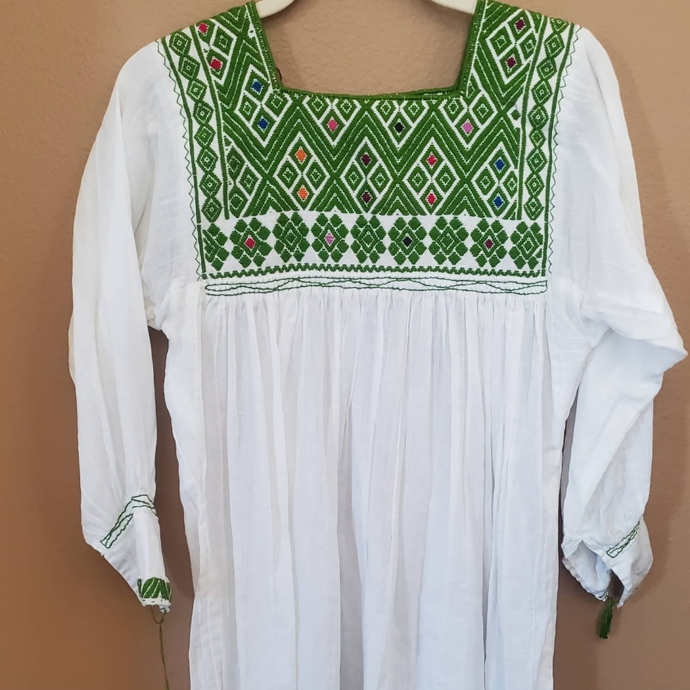Women's Mexican Hand Embroidered Tunic